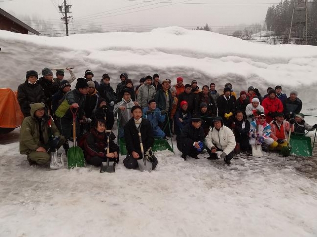 群馬・長野両県労福協が栄村へ除雪ボランティア　